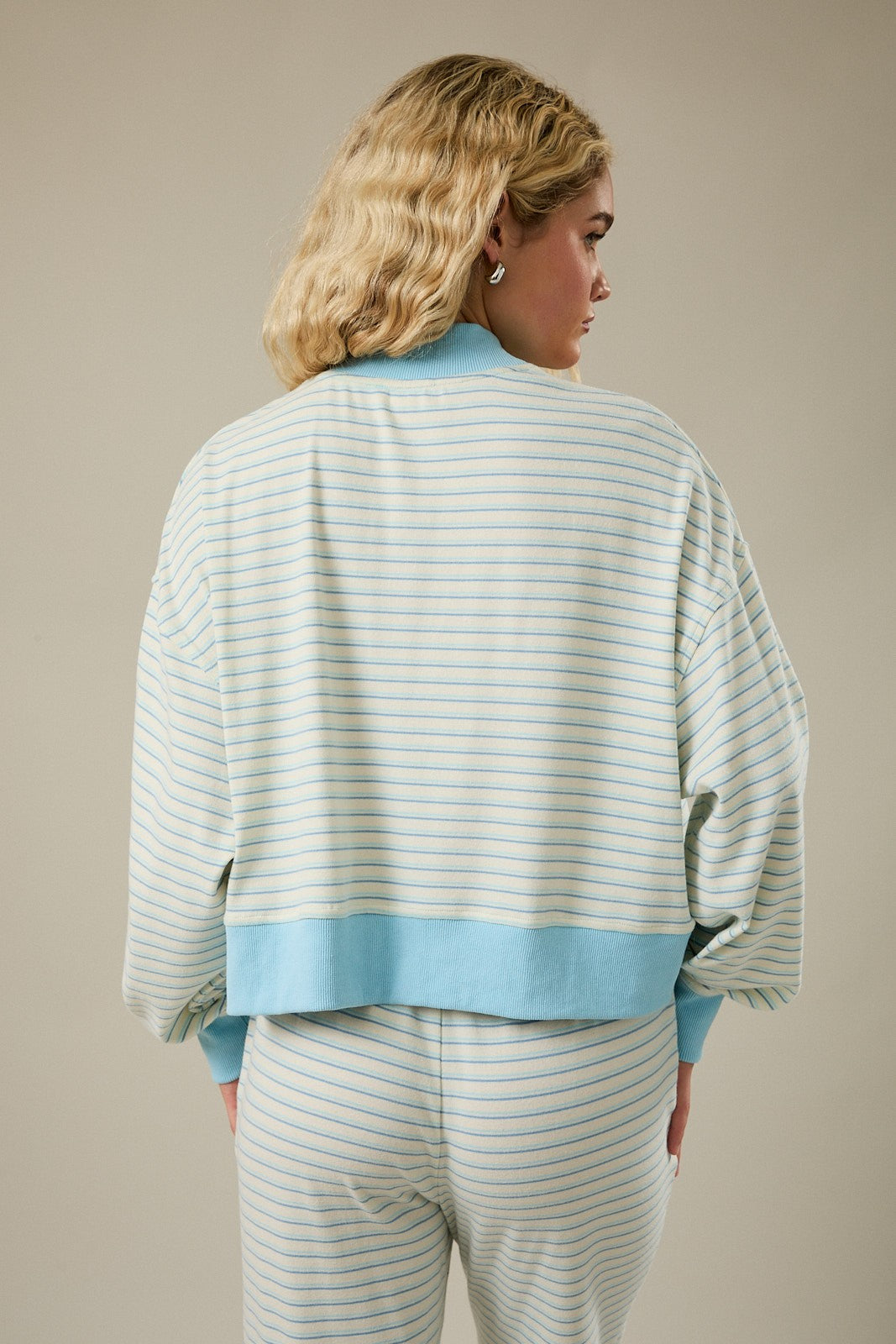 Coastal mock neck sweatshirt